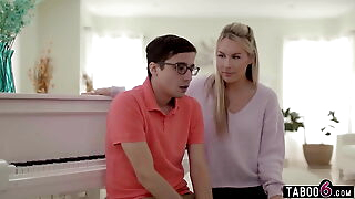 Busty MILF piano teacher Bunny Madison gave incentive about will not hear of young pupil